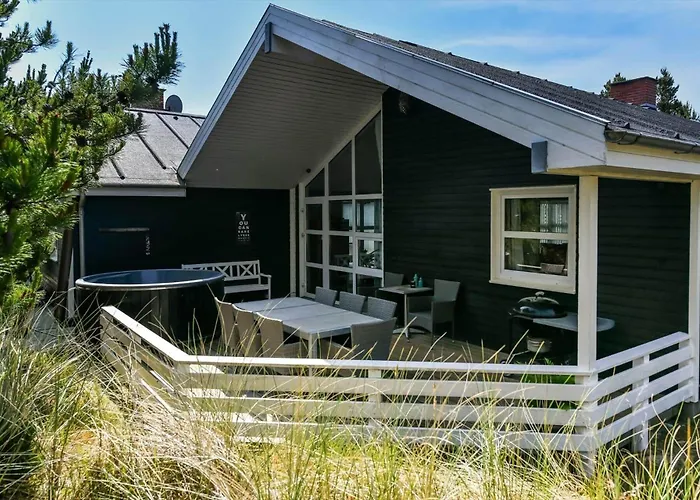 Holiday home Bv267-blavand-karl-postsvej-5 *